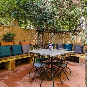 holiday-home-taormina-2.taorminaitalyhotels.com/
